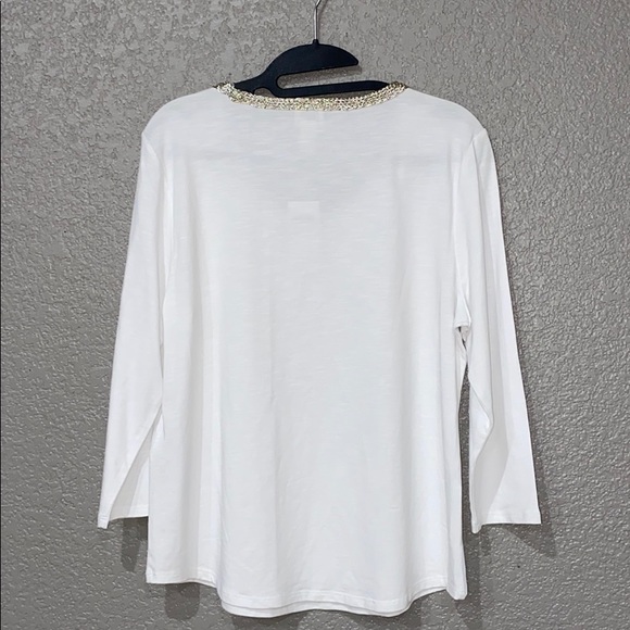 Chico’s Zenergy nolvelty trim top size 1/medium/8 - Picture 2 of 11